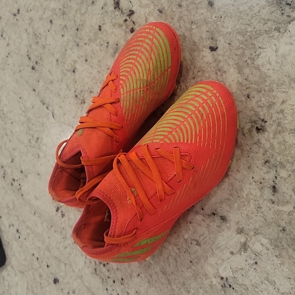 Adidas Predator Soccer Cleats - Picture 1 of 5